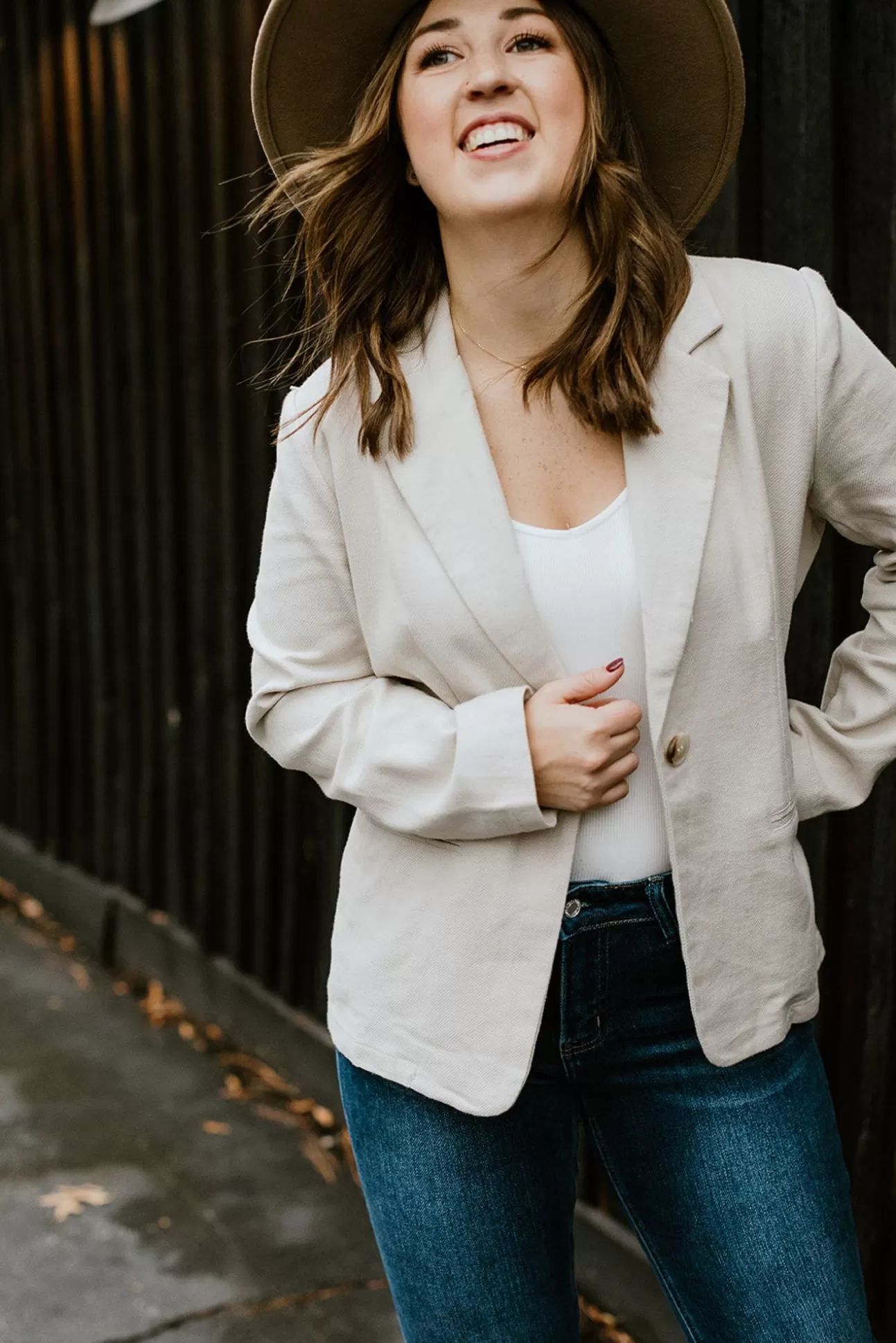 Suzanne Linen Blazer | August Cloth Flash Sale